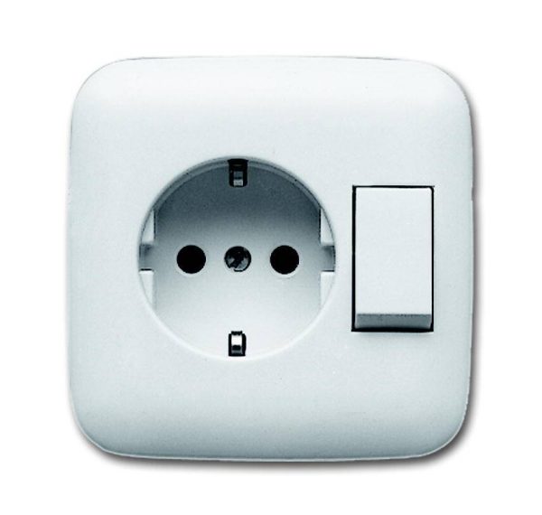 Combinatie schakelaar-wandcontactdoos inbouw met randaarde